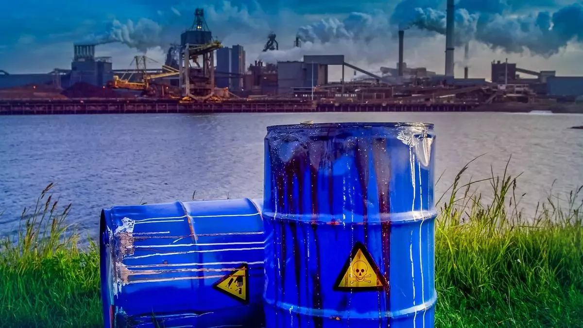 Denuncian que la industria química está convenciendo a la UE para relajar los controles de sustancias tóxicas