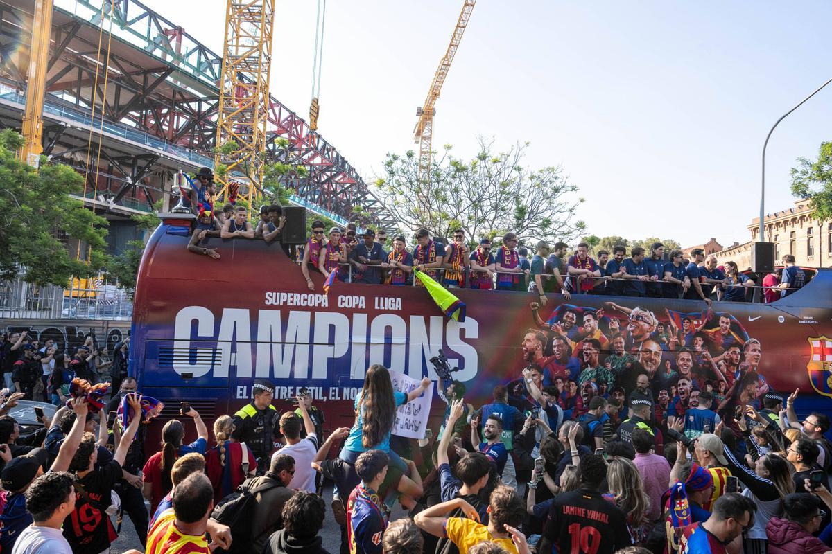  La rúa del Barça por las calles de Barcelona 