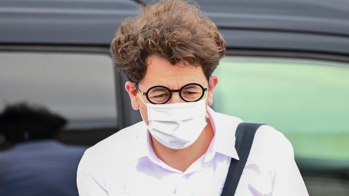 Mattia Binotto, jefe del Ferrari F-1, a su llegada, hoy, al circuito de Hungaroring.