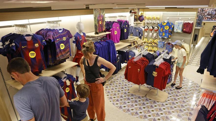 El Barça obre la botiga de Girona amb «il·lusió»