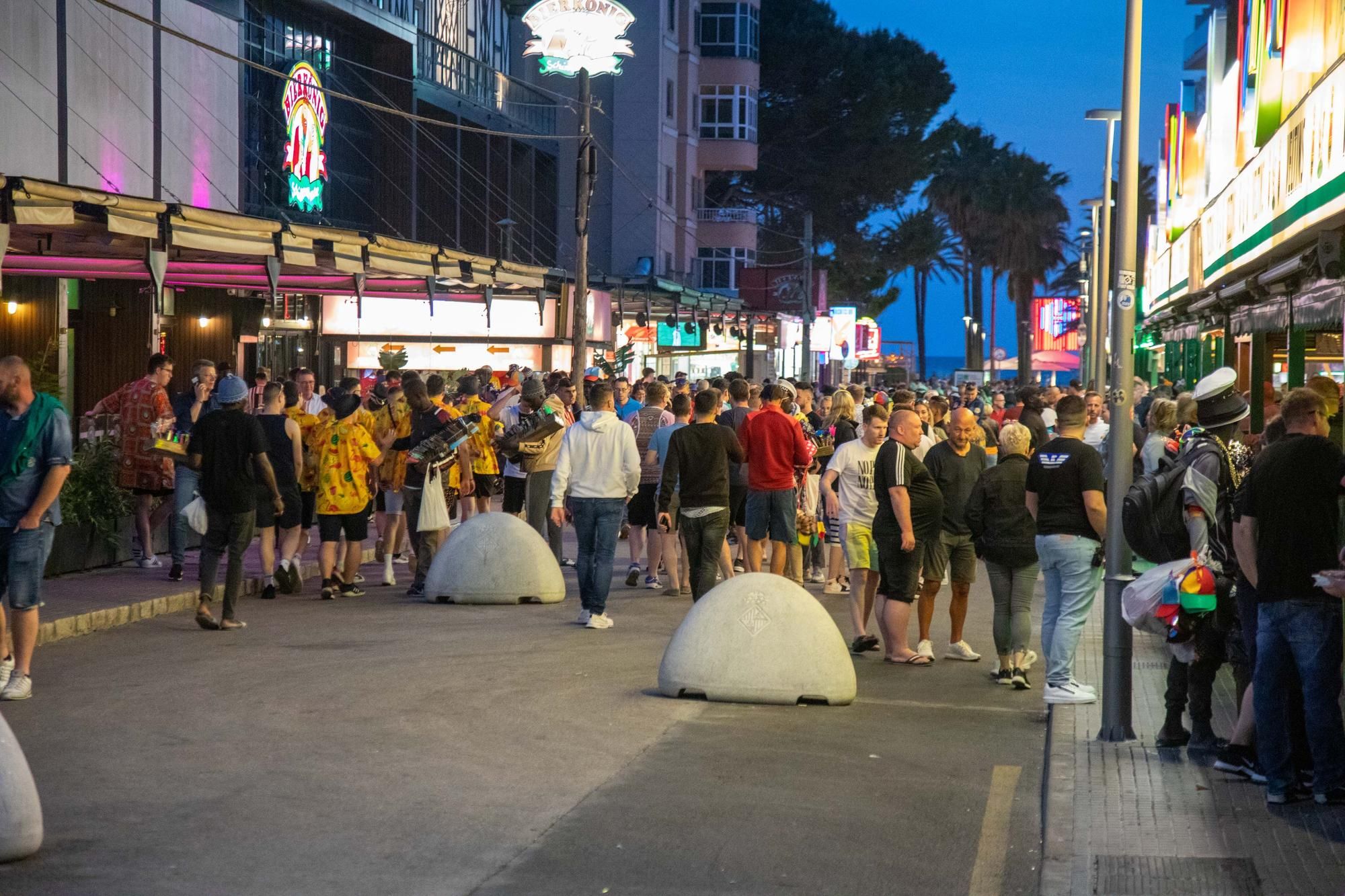 Die Party an der Playa de Palma läuft schon wieder auf Hochtouren