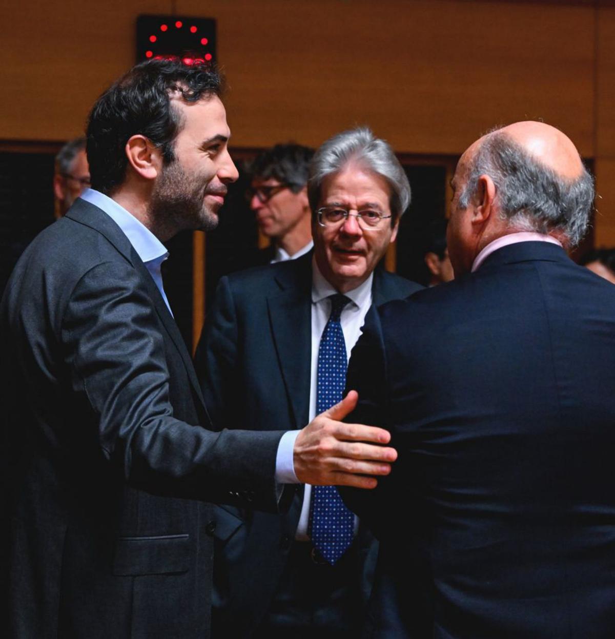 La Comissió Europea avala el camí d’ajust fiscal proposat per Espanya La Comissió Europea avala el camí d’ajust fiscal proposat per Espanya