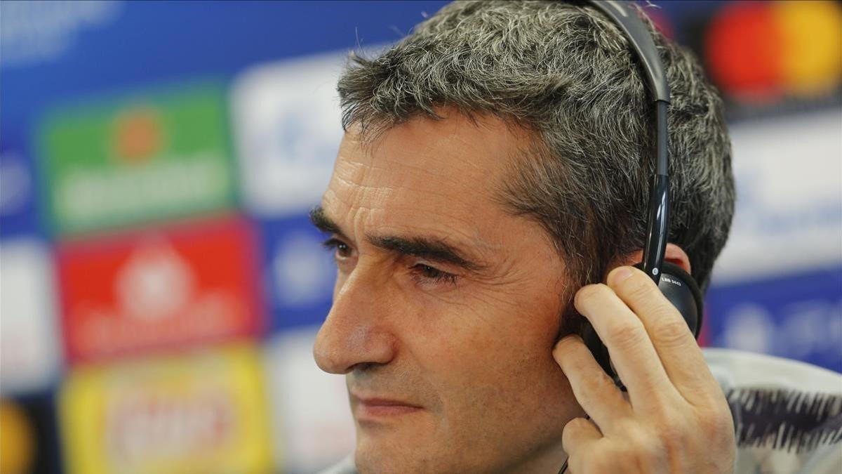 Valverde, en la conferencia de prensa previa al duelo con el United en el Camp Nou.