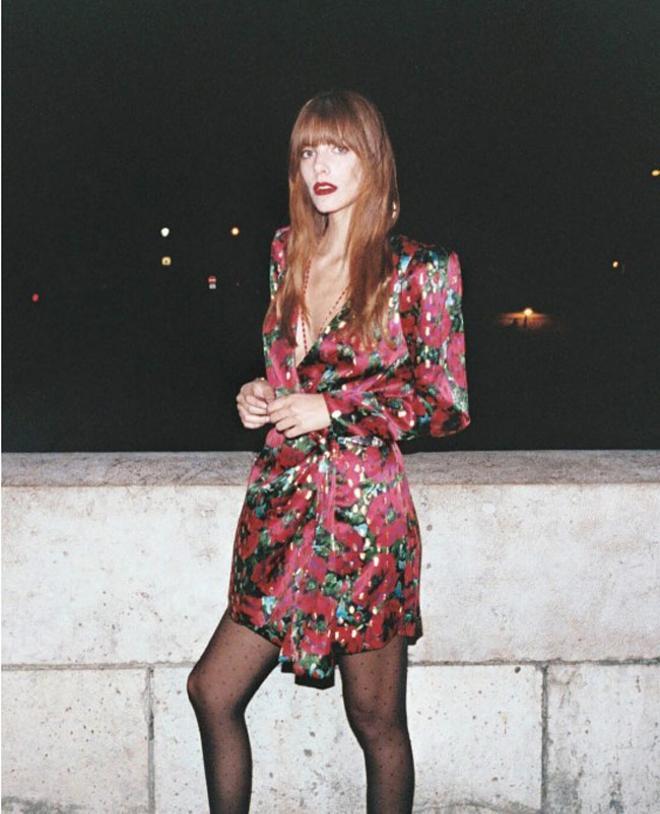 Vestido glam y floral de The Kooples