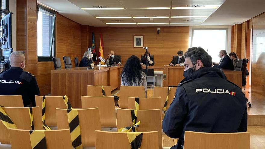 Acepta cuatro años y medio por llevar droga oculta en la vagina a la cárcel de Castelló
