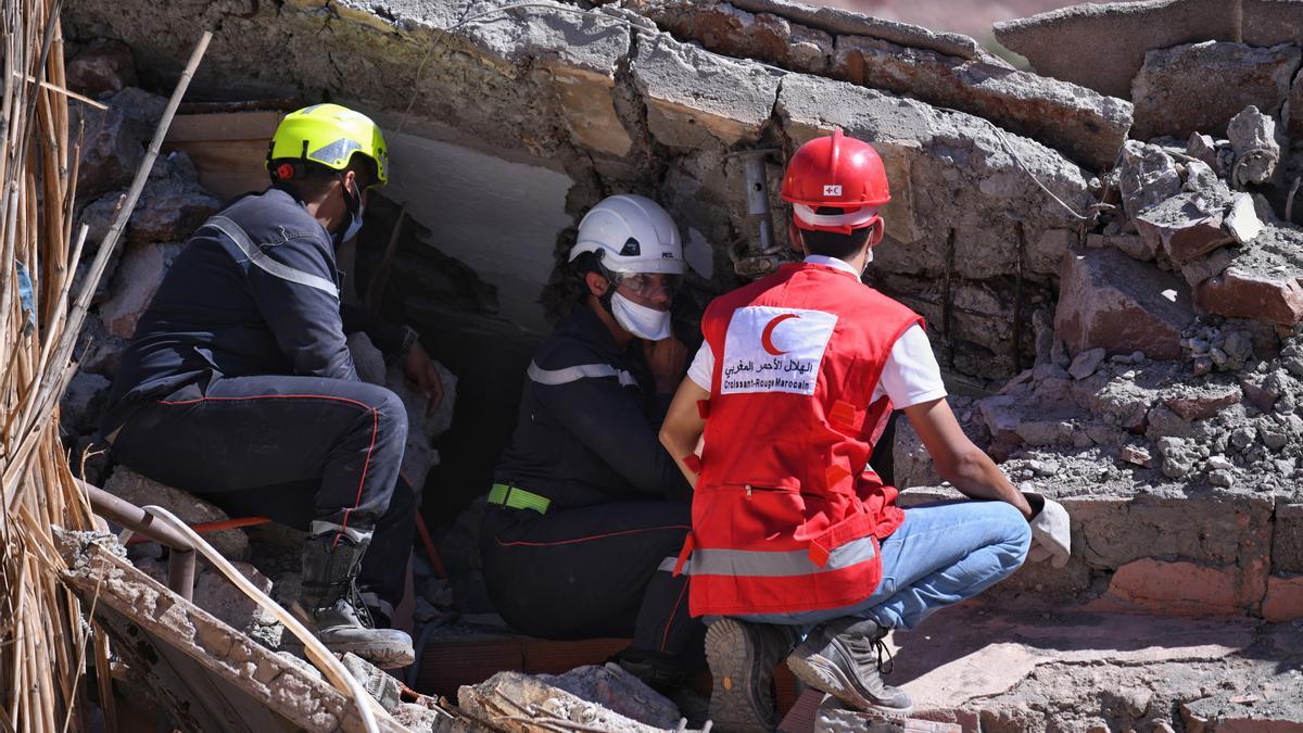 Rescate de víctimas del terremoto en Marruecos.
