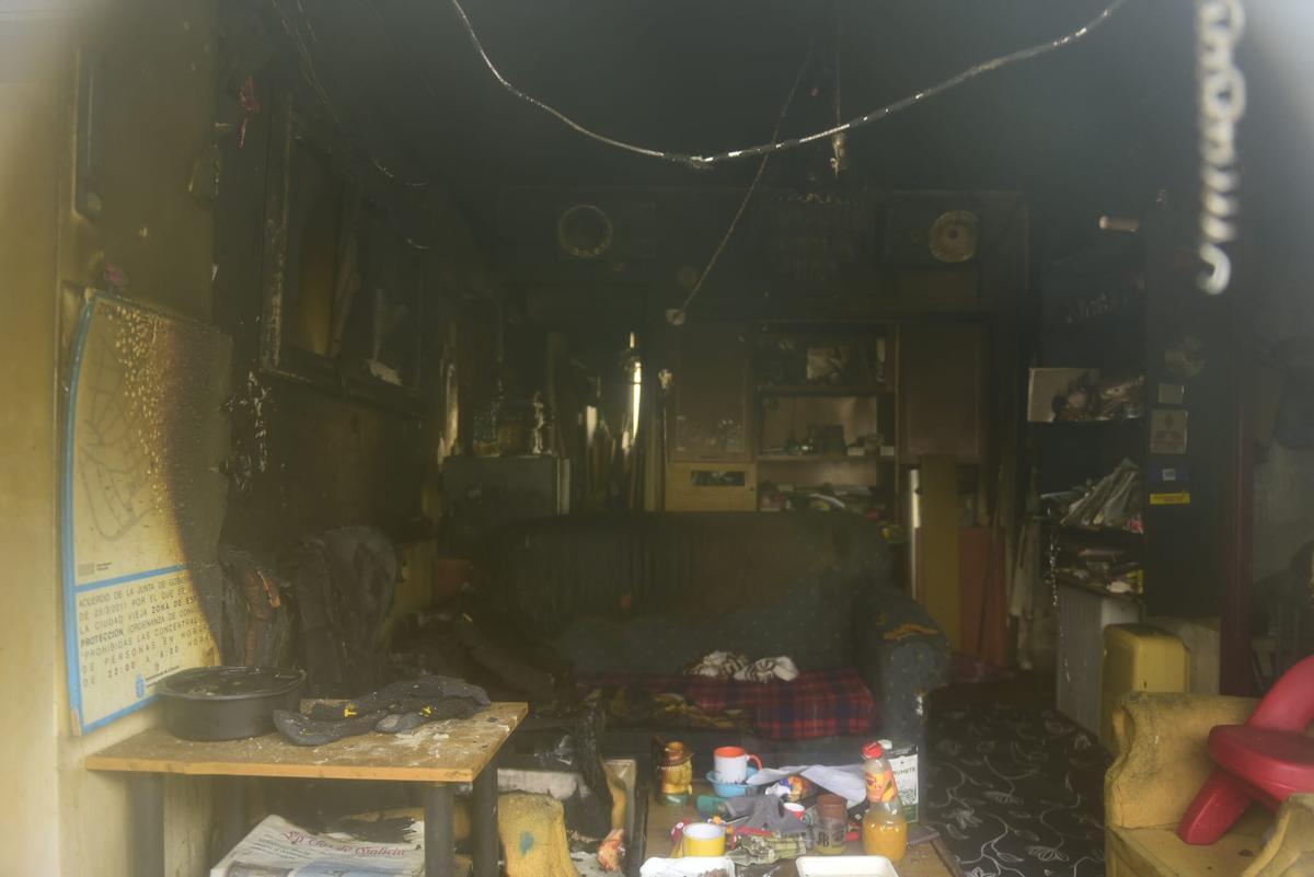 Localizada una mujer sin vida tras incendiarse una vivienda esta madrugada en Palavea