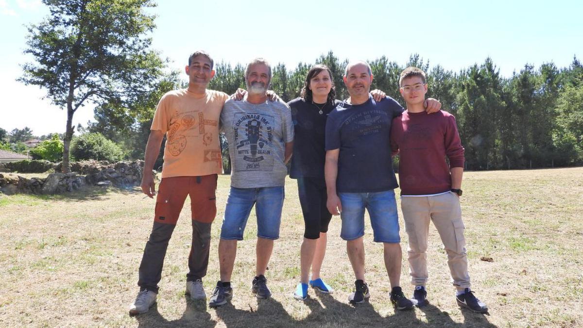 En este campo de Mandrás actuará la Panorama el domingo.   | // FERNANDO CASANOVA