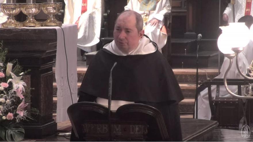 Salvador Serralta, durante su sermón en la Catedral de València