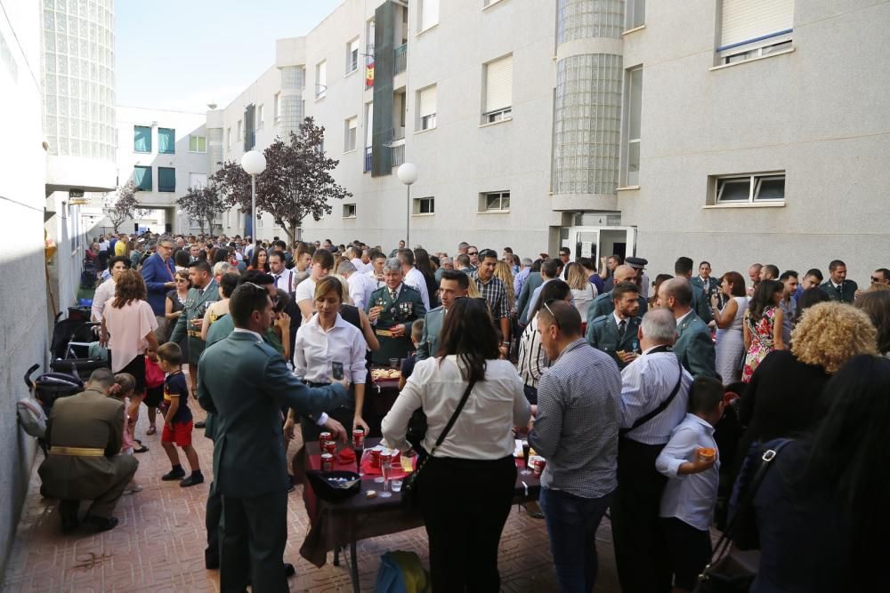 Misa y acto castrense en el cuertel de la Compañía de la Guardia Civil de Torrevieja y la Vega Baja el día de la Virgen del Pilar