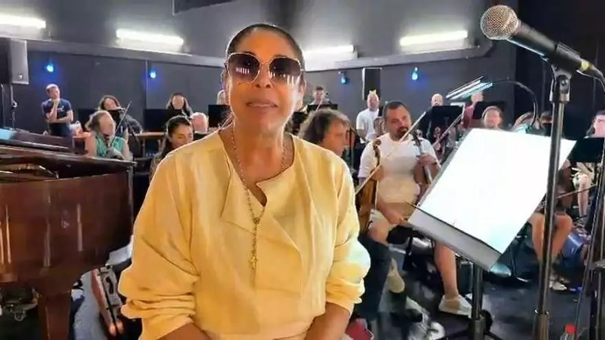 Isabel Pantoja ensaya con la Orquesta Sinfónica de Tenerife