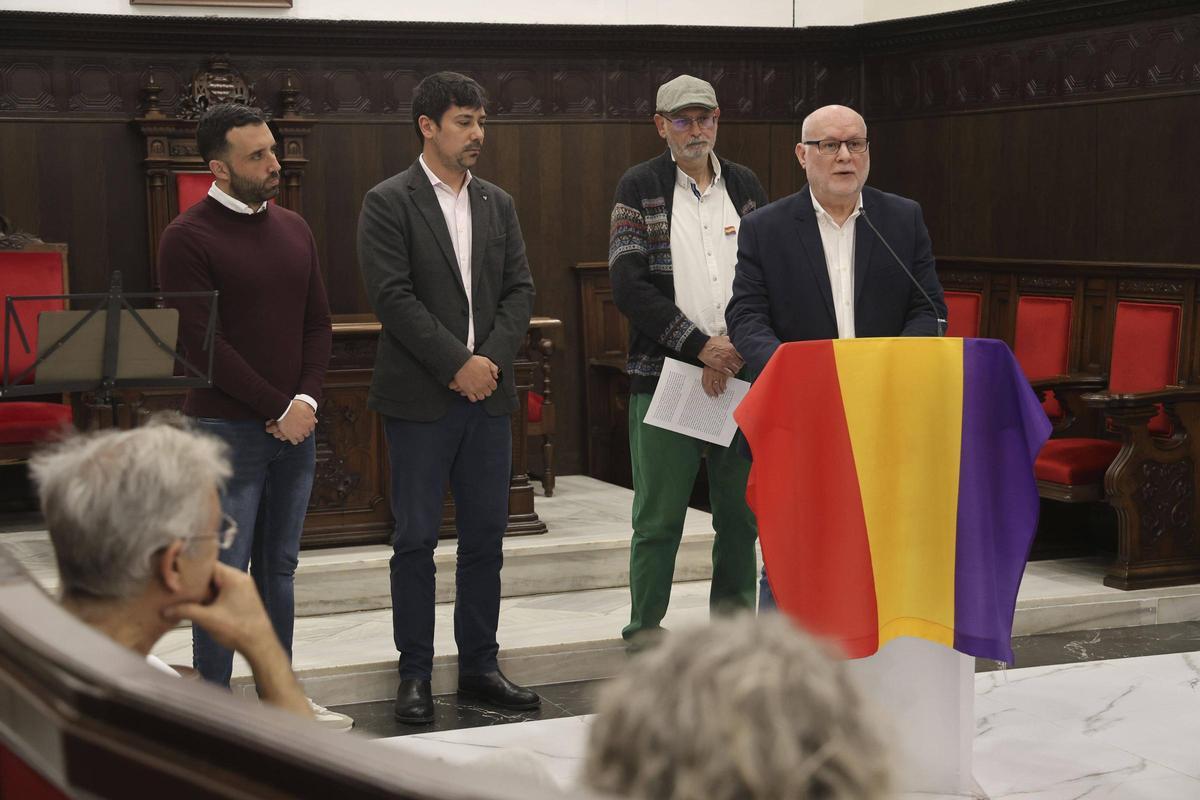 Juan Carlos Agustí interviene en un reciente homenaje a su abuelo represaliado, Mariano Agustí.
