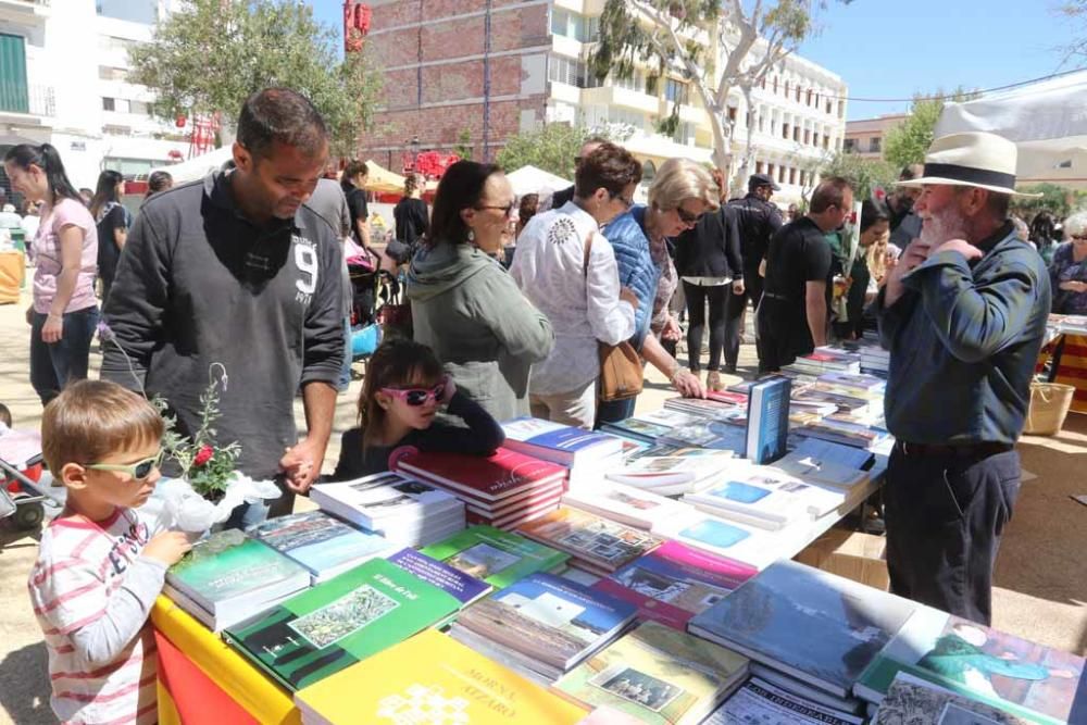 El Día del Libro ha registrado una gran afluencia de público