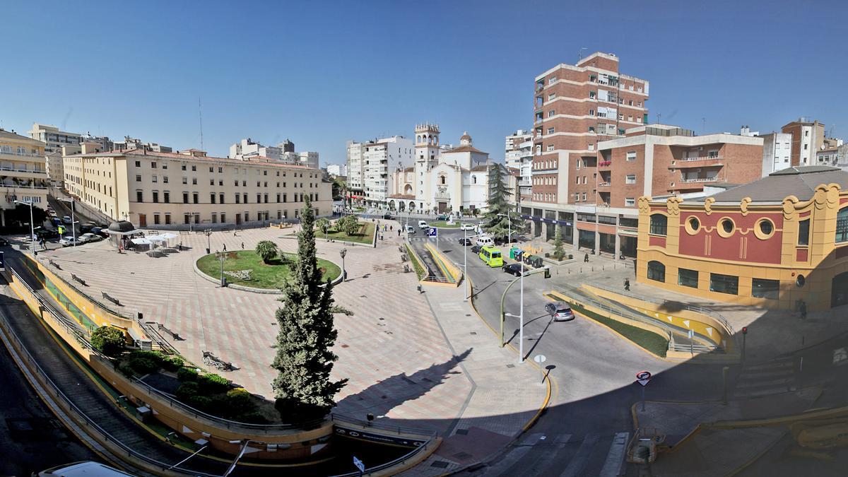 Panorámica del Hospital Provincial de Badajoz, ahora rehabilitado como espacio cultural y gastronómico.