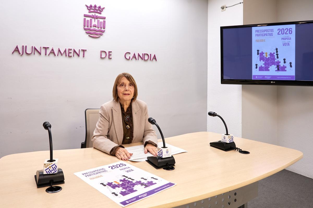 La concejala de Participación Ciudadana, Liduvina Gil, en rueda de premsa