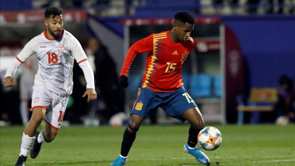 Ansu Fati debutará con la selección española absoluta
