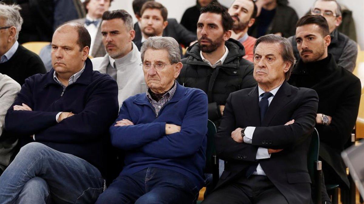 Exdirectivos de Osasuna son juzgados en Pamplona