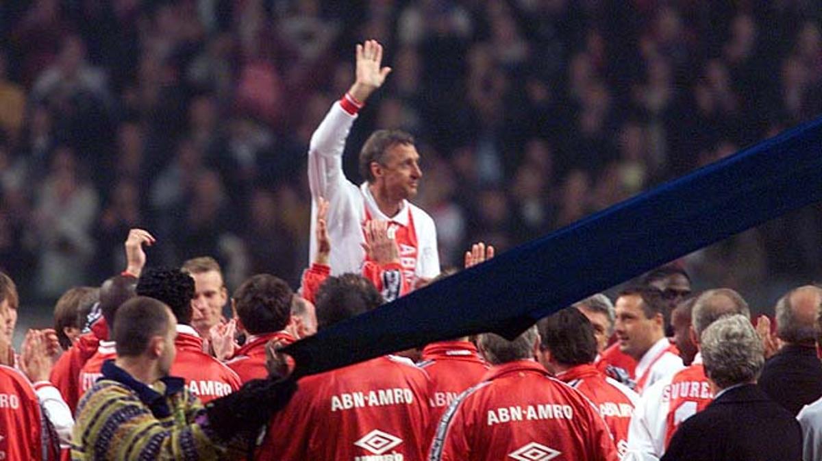 Johann en el segon homenatge a Cruyff a l’Amsterdam Arena el 5 d’abril de 1999.