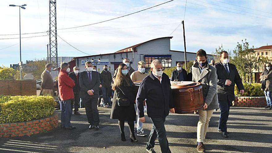 Llegada del féretro a la iglesia de San Martín de La Carrera. | A. I. 