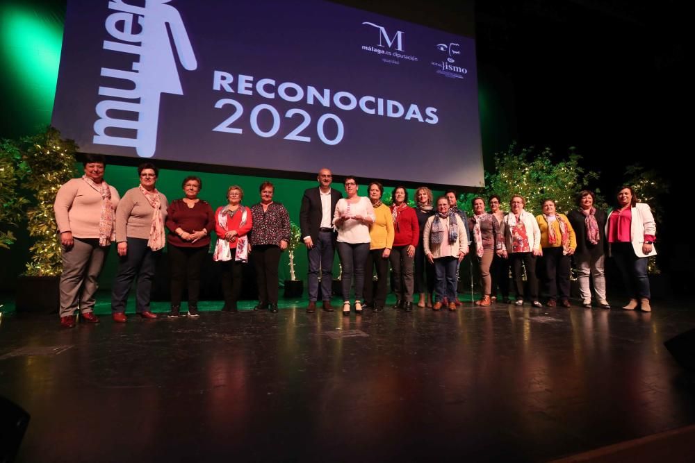 La Diputación premia a una treintena de mujeres con Reconocidas 2020