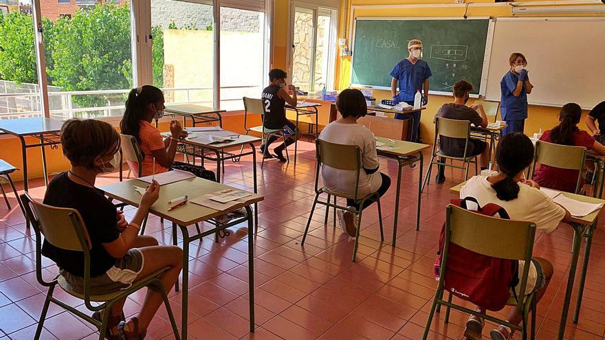 Quatre casals de Lloret participen en una prova pilot d’autotests