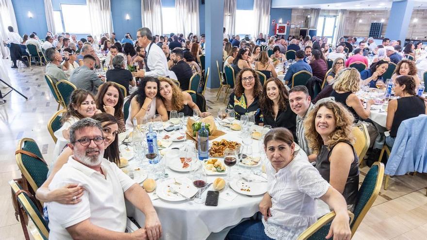 Los funcionarios del ayuntamiento de Alicante celebran Sata Rita con una comida