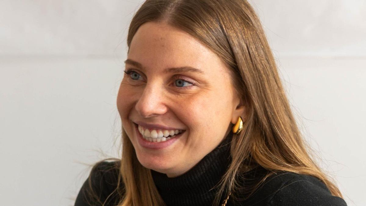 La exconcejala de Urbanismo de Alicante intercambió con su suegro el piso protegido en Les Naus para ganar altura