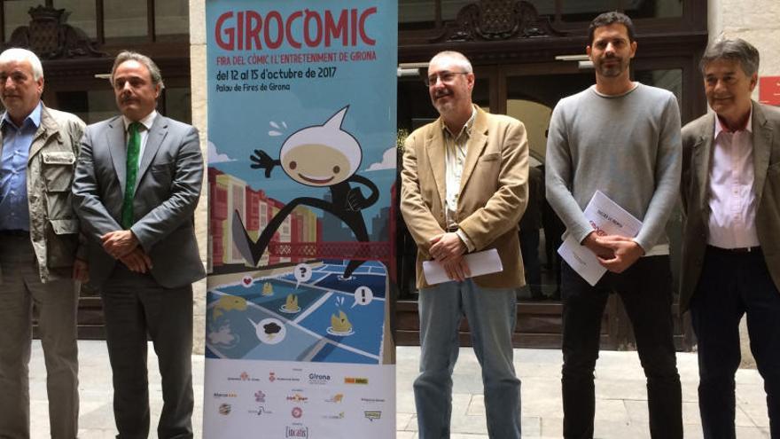 Els organitzadors del Girocòmic i autoritats a la presentació de la programació