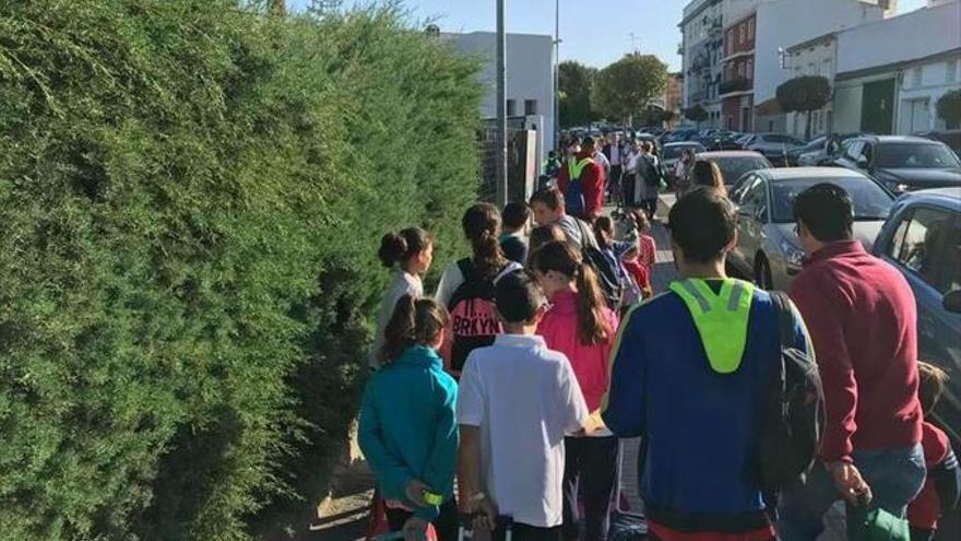 El colegio Donoso Cortés se suma a la iniciativa del ‘Camino escolar’