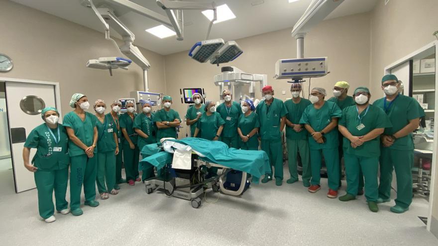 El robot Da Vinci del Regional de Málaga cumple 15 años con 1.700 cirugías realizadas