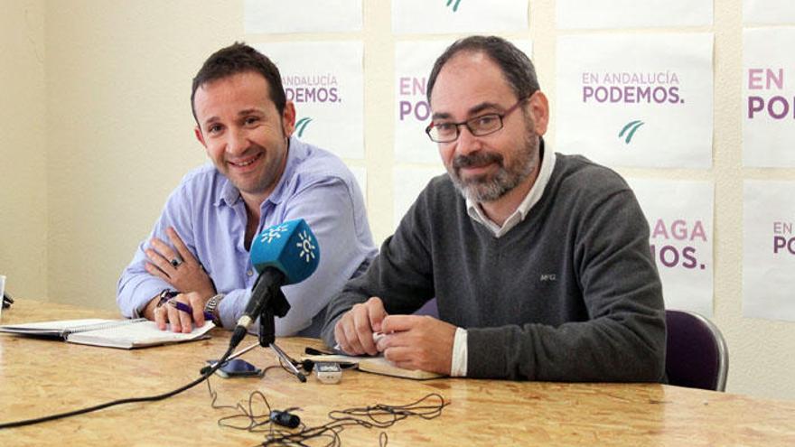 Una imagen tomada durante una rueda de prensa de Podemos, con presencia de Montero y Espinosa.