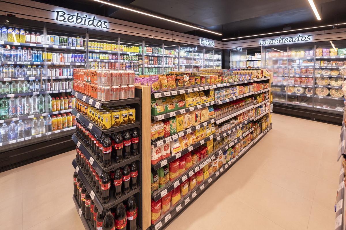 Bedidas, lácteos y loncheados de la tienda SPAR Cercados de Espino