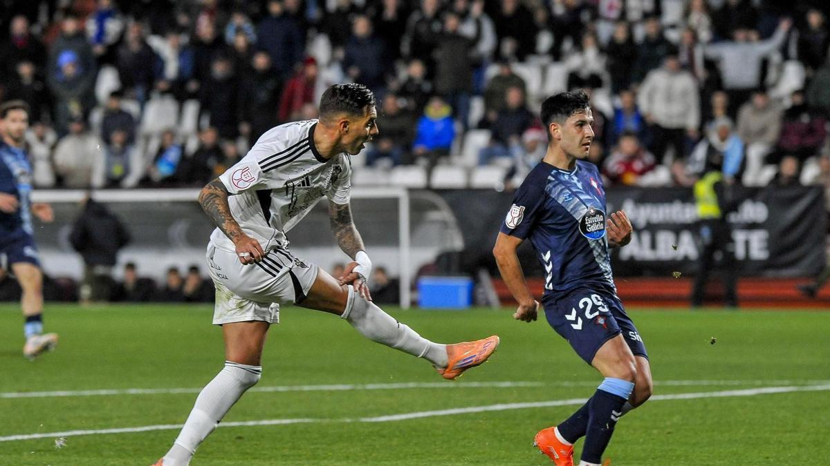 Jefté cumple su sueño y jugará en la UD Las Palmas