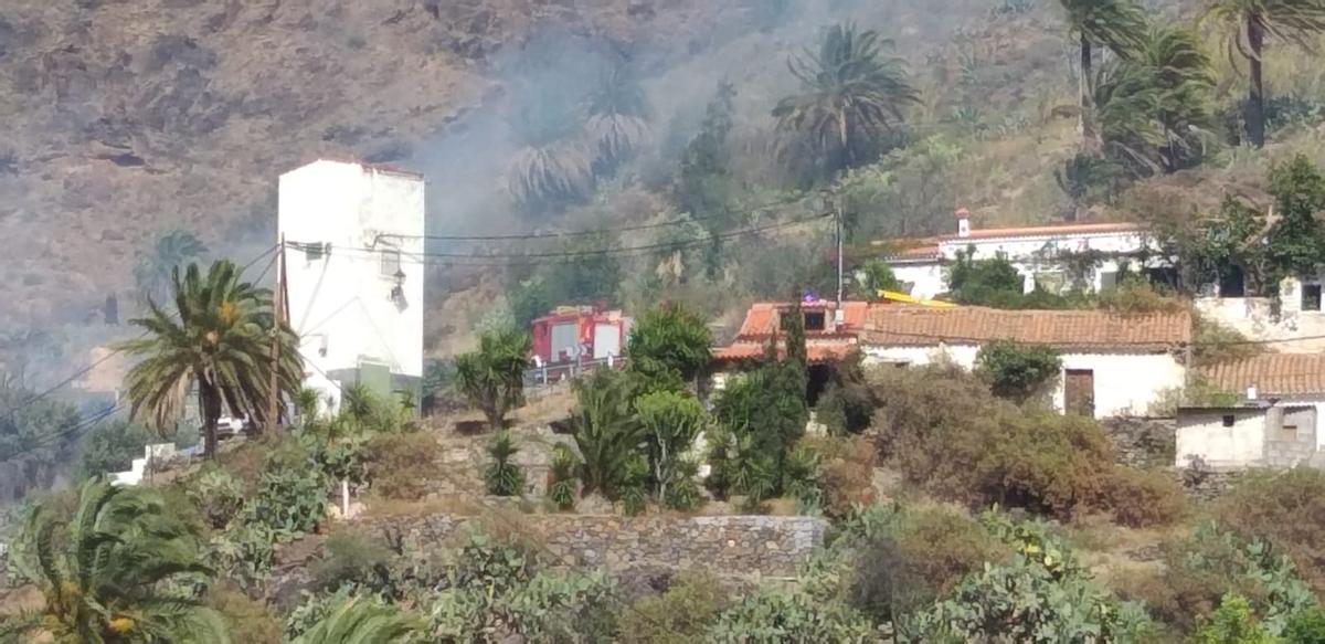 Incendio forestal en Fataga Incendio forestal en Fataga