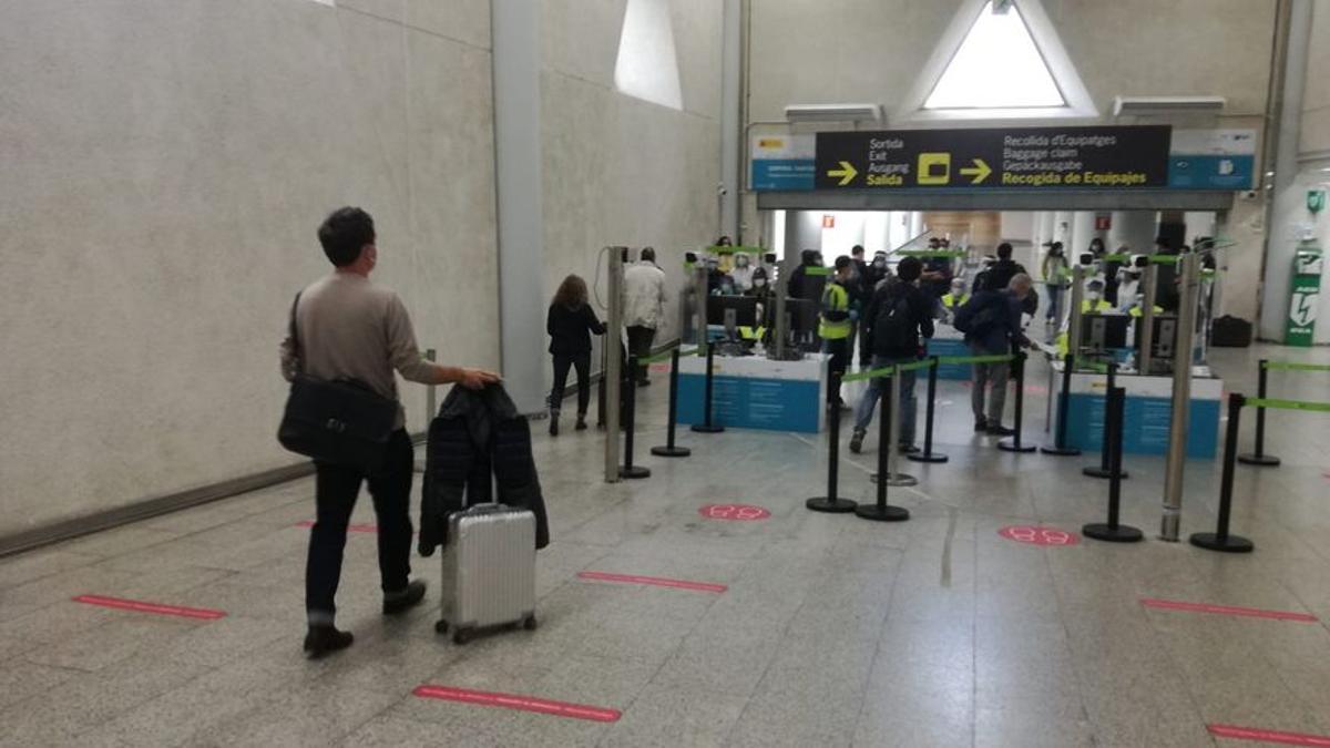 Los viajeros internacionales pasarán un doble control en los aeropuertos de Baleares