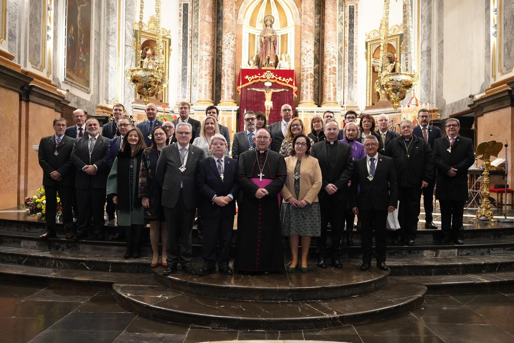 Las fotos de la misa para conmemorar el 50º aniversario de la Junta Central de Semana Santa de Vila-real