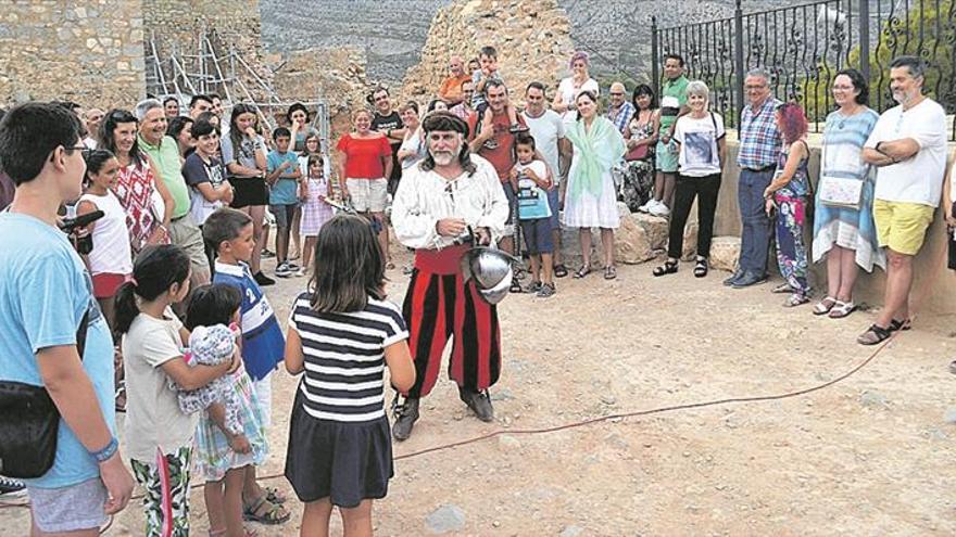 Orpesa muestra sus rincones con las visitas teatralizadas