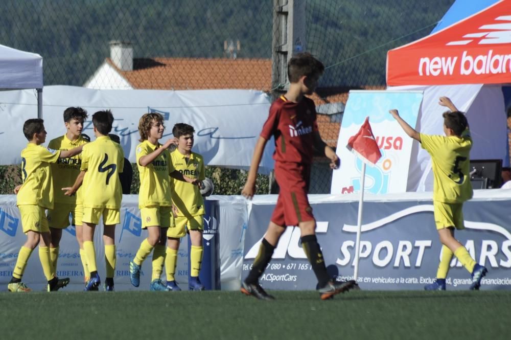 Los jóvenes del Submarino Amarillo doblegaron en la final a la Roma, que debutaba en el torneo.