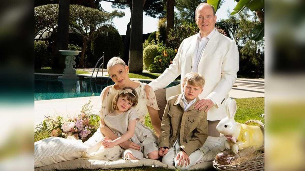 La princesa Charlene de Mónaco reaparece con un posado familiar