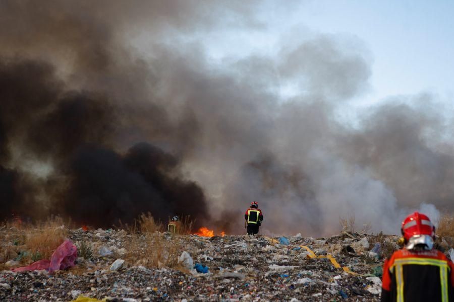 Incendio en el vertedero de Zamora