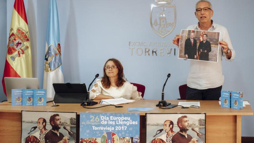 Hurtado: &quot;Torrevieja acogerá con orgullo el Día Europeo de las Lenguas&quot;