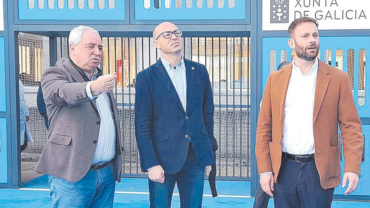 Cabana, ésquerda, José Muíño e Gonzalo Trenor en Cabana