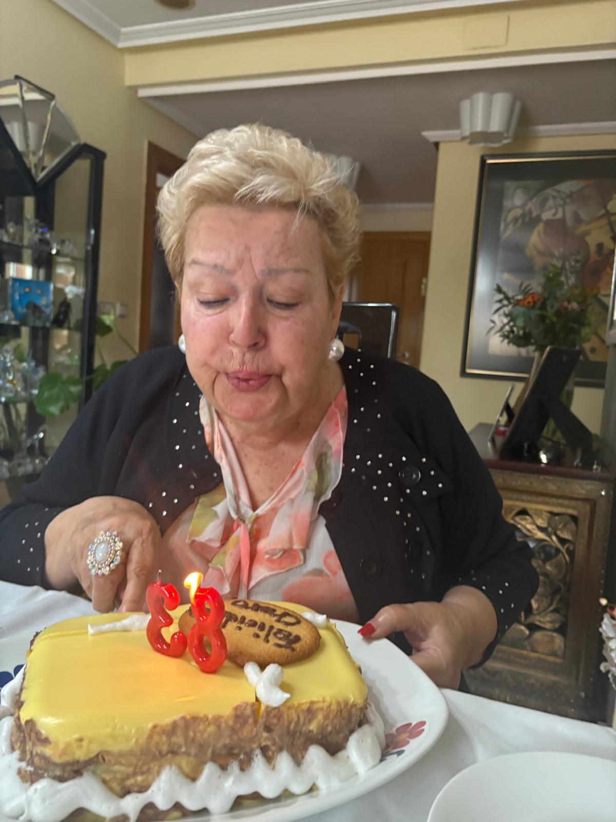 María del Rosario su 83 cumpleaños, el 4 de noviembre de 2025.