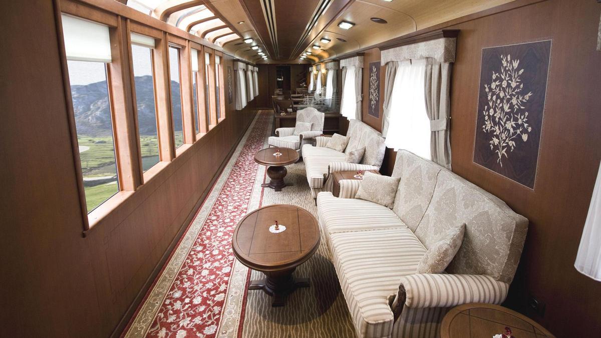 El coche panorámico del Transcantábrico