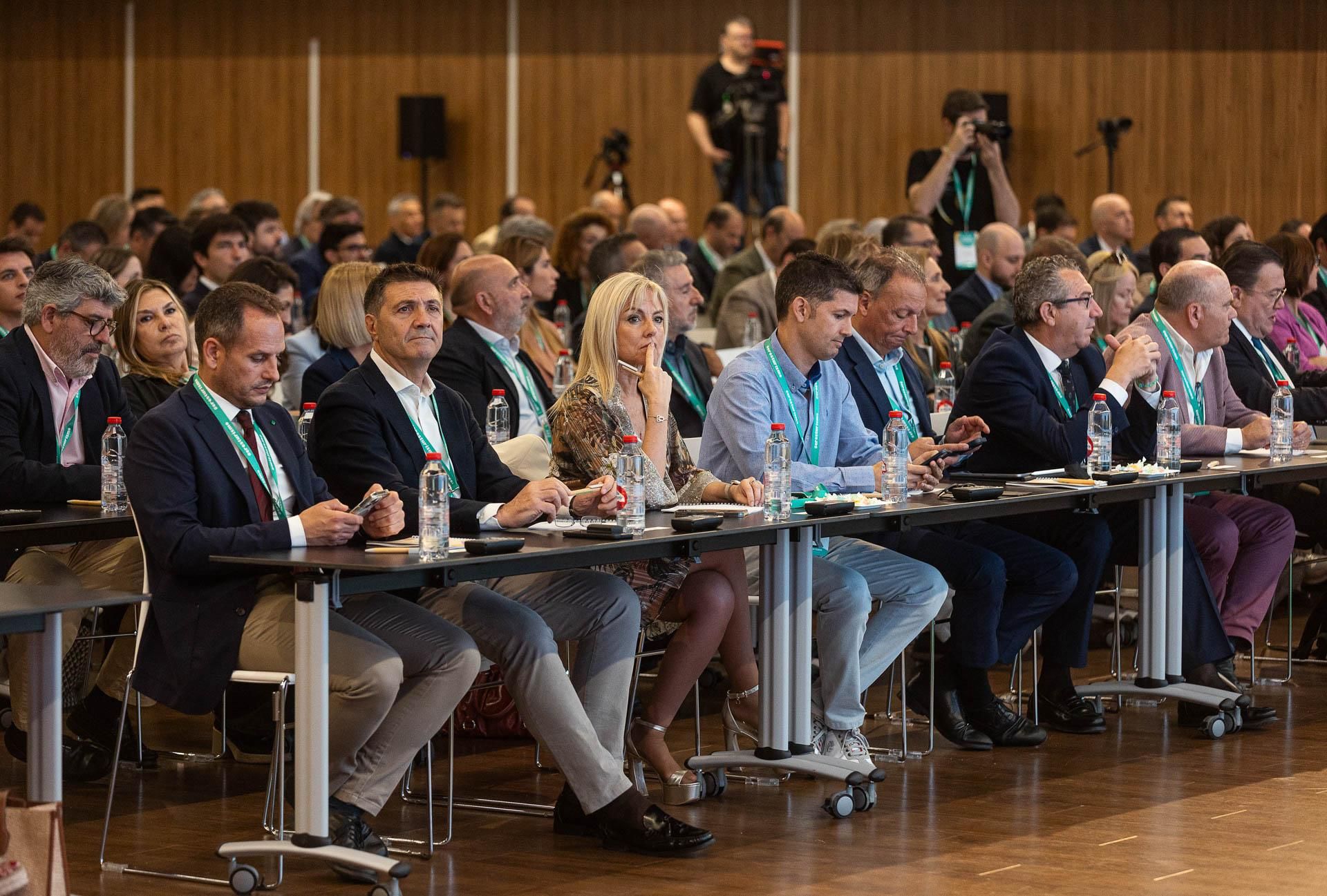 Los empresario cierran filas en defensa del turismo en las jornadas celebradas en Benidorm
