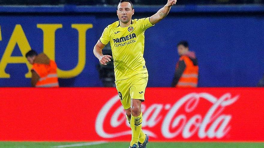 Santi Cazorla en partit de Lliga jugat amb el Vila-real.