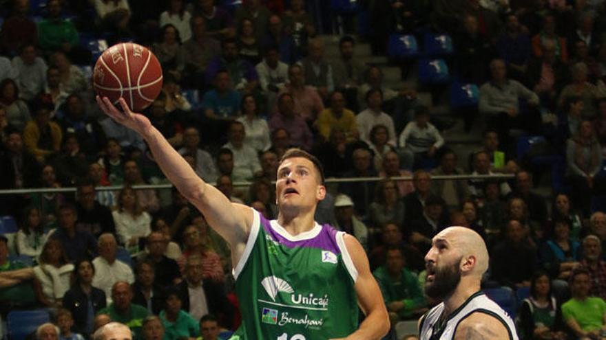 Nedovic, en un partido esta temporada con el Unicaja.