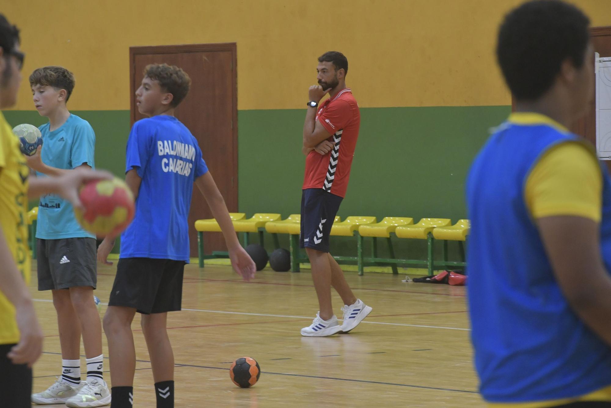 Dani Sarmiento, entrenador del Balonmano Gáldar