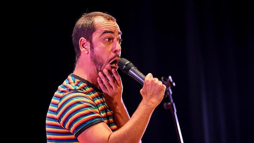 Aarón Gómez regresa al humor seis años después con 'Gracias' en el marco del Festival Reíslas