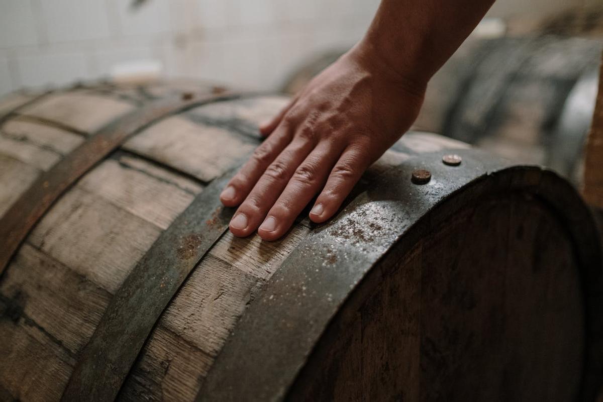 La fermentación alcohólica es el proceso mediante el que se obtiene el alcohol etílico.